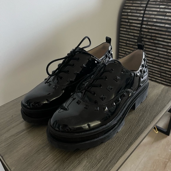 Jessica Simpson Studded Oxfords - Picture 3 of 3